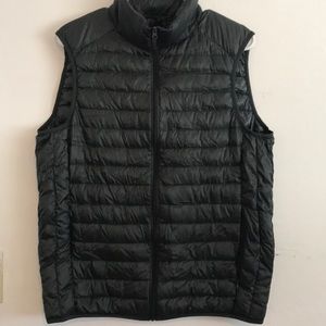 Uniqlo Ultra Light Down Vest